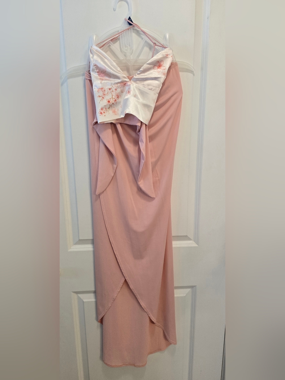 Lucy In The Sky Pink Lace Skirt And Floral Top Set. Size Small